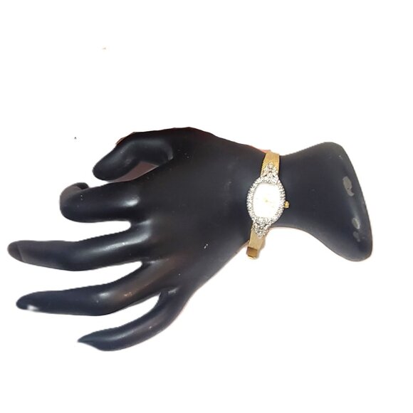 Vintage Gruen GR4748 Gold Ladies Quartz Diamond Wrist Watch Women's Jewelry - Picture 15 of 15